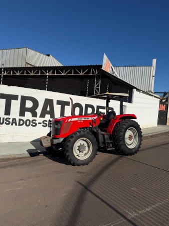Trator Massey Ferguson MF 4275 ano 2012