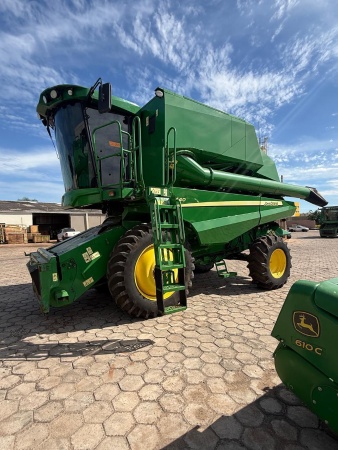 Colheitadeira John Deere S440 ano 2019 - S440 - Máquinas Agrícolas