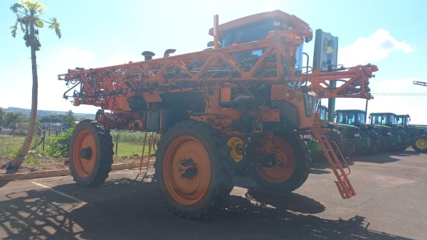 Pulverizador Autopropelido Jacto Uniport 3030 ano 2021