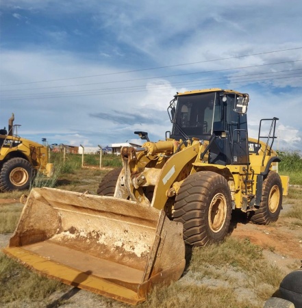 Pá Carregadeira Caterpillar 950H ano 2014