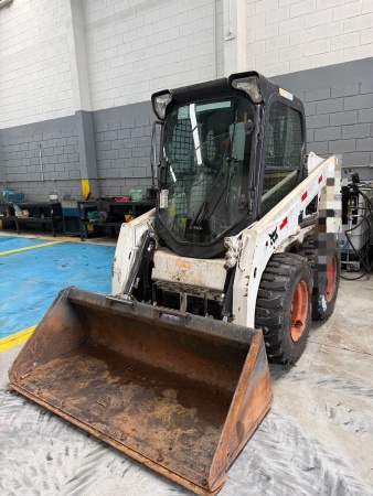Mini Carregadeira Bobcat S450 ano 2021