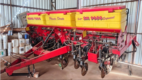 Plantadeira Vence Tudo SM 9050 ano 2002