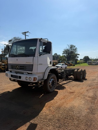 Caminhão Mercedes Benz Atron 2729