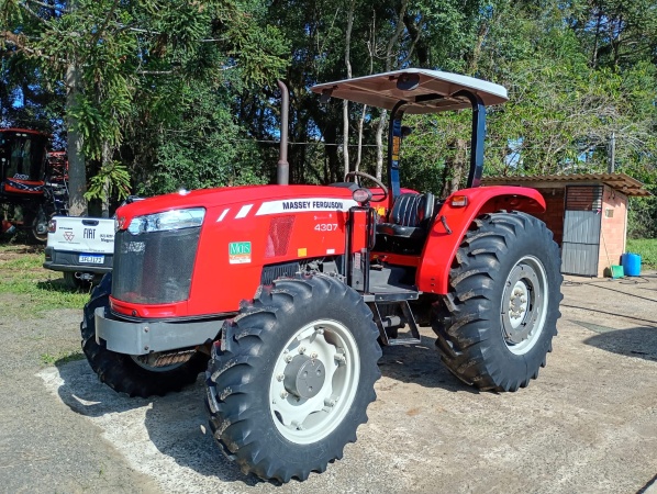 Trator Massey Ferguson MF 4307 ano 2022