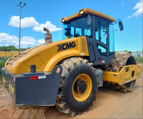 Rolo Compactador XCMG XS123PDBR ano 2023