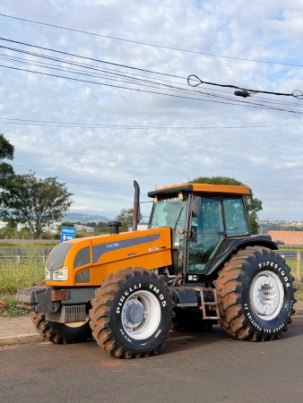 Trator Valtra BH 180 ano 2010