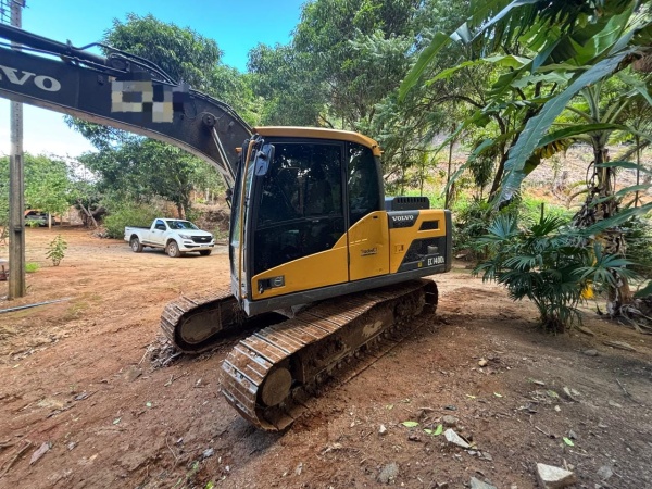 Escavadeira Volvo EC140DL ano 2022