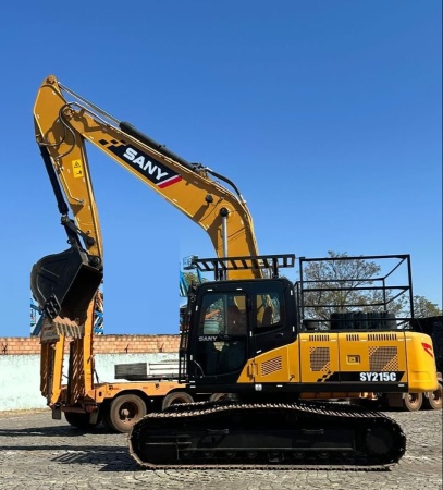 Escavadeira SANY SY215C ano 2022