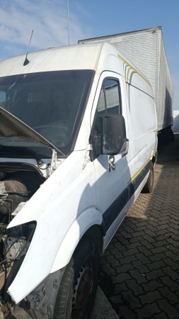 Caminhão Mercedes Benz Sprinter Furgão ano 2014