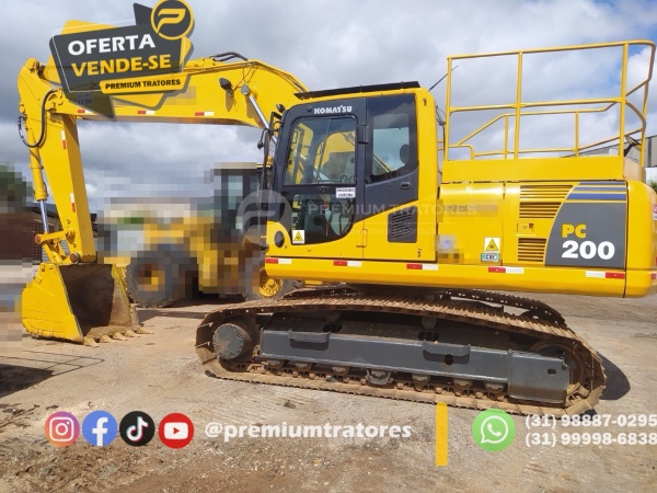 Escavadeira Komatsu PC200 ano 2021 - PC200 - Máquinas de Linha Amarela