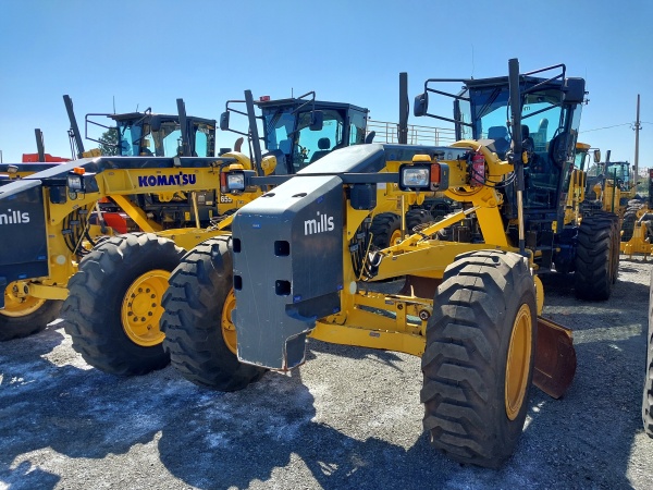 Motoniveladora Komatsu GD655-5 ano 2024