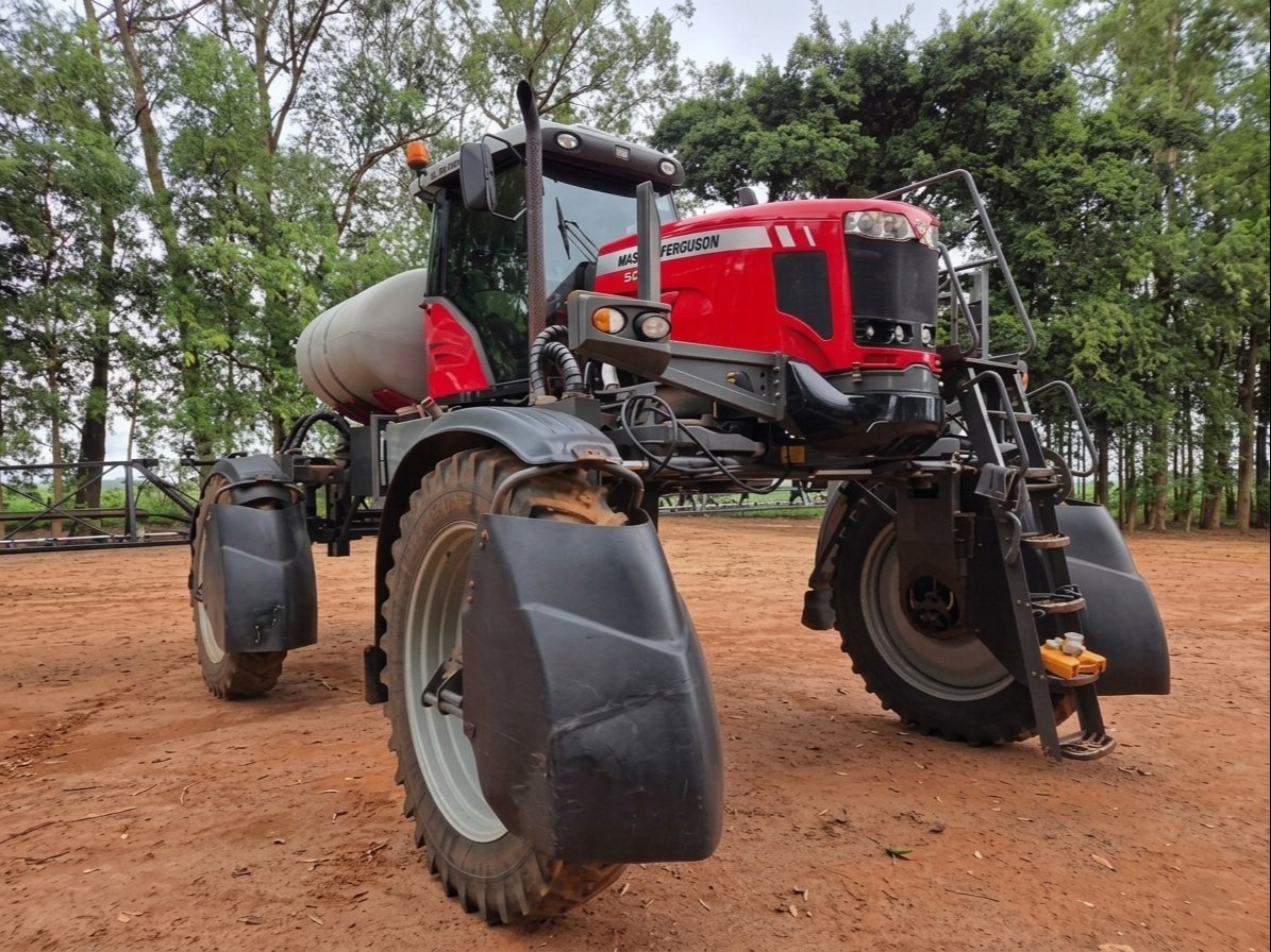 Pulverizador Autopropelido Massey Ferguson MF 9330 ano 2019