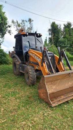 Retroescavadeira Case 580 N ano 2022