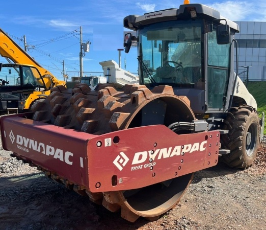 Rolo Compactador Dynapac CA25 ano 2025