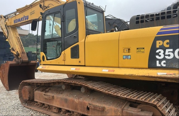 Escavadeira Komatsu PC350-LC ano 2023