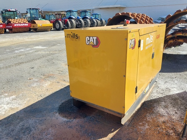 Gerador de Energia Caterpillar DE56 ano 2022