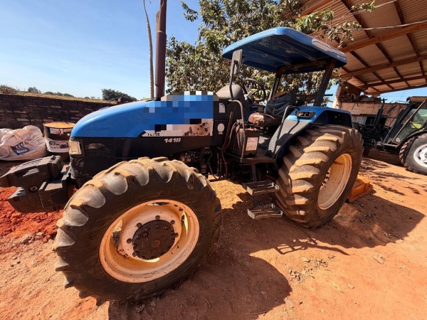 Trator New Holland TL 75E ano 2008