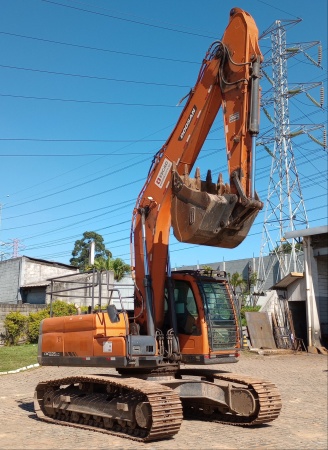 Escavadeira Doosan DX225LC-A ano 2019