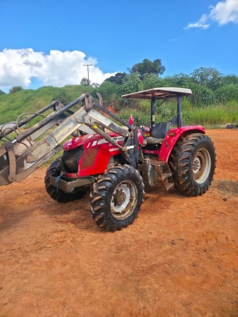 Trator Massey Ferguson MF 4283 ano 2016