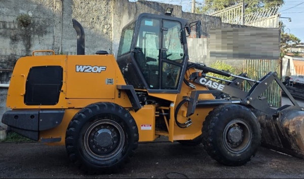 Pá Carregadeira Case W20F ano 2023