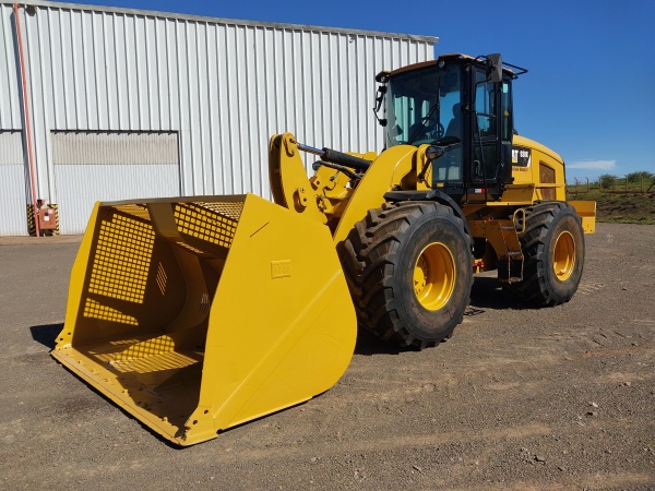 Pá Carregadeira Caterpillar 938K Sugarcane Handler ano 2020 - 938K Sugarcane Handler - Máquinas de Linha Amarela