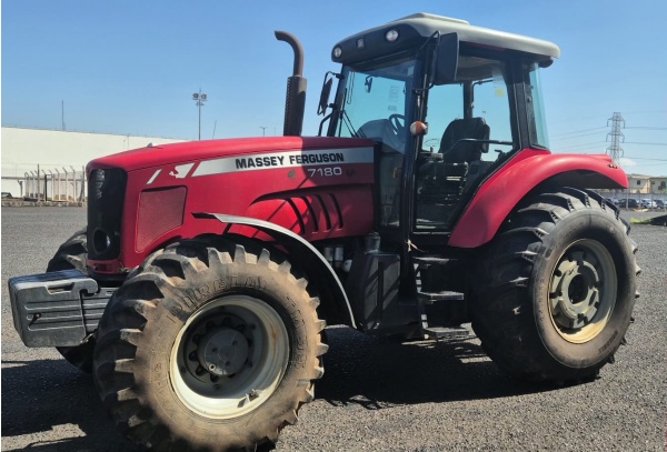 Trator Massey Ferguson MF 7180 ano 2012