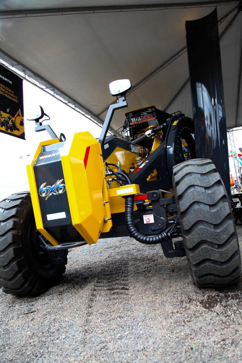 Motoniveladora Shantui SG21-C 6x6 AWD ano 2026