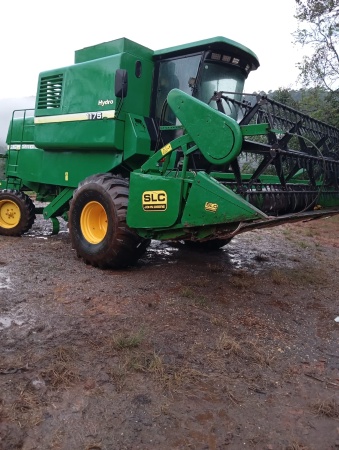 Colheitadeira John Deere 1175 ano 2004