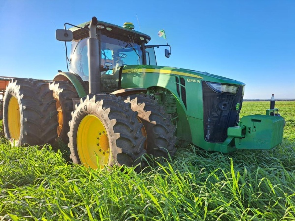 Trator John Deere 8345 R ano 2018