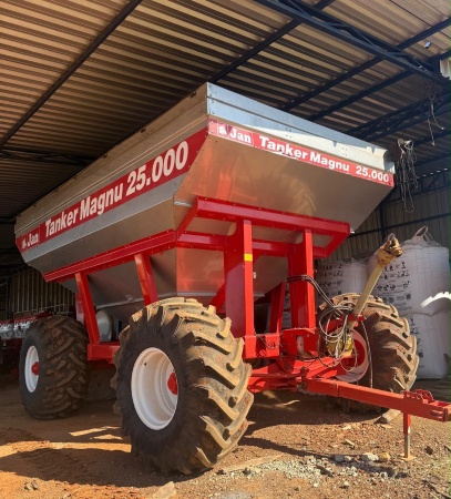 Carreta Graneleira Jan TANKER 25000 ano 2021