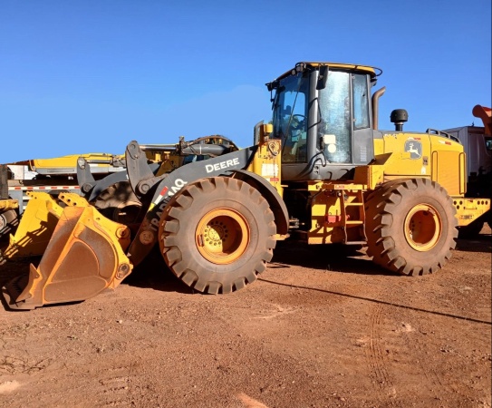 Pá Carregadeira John Deere 644K ano 2021 - 644K - Máquinas de Linha Amarela