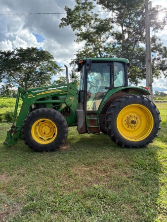 Trator John Deere 6125J ano 2018