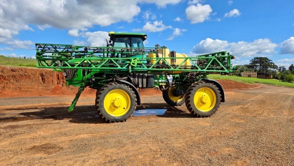 Pulverizador Autopropelido John Deere 4630 ano 2009