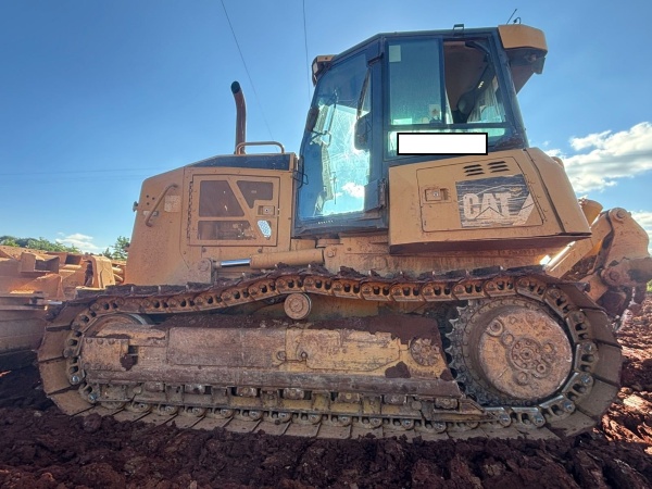 Trator de Esteira Caterpillar D6K XL ano 2011