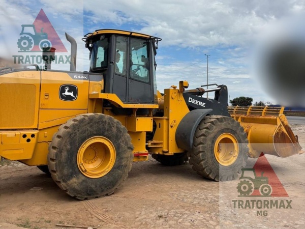 Pá Carregadeira John Deere 644K ano 2021