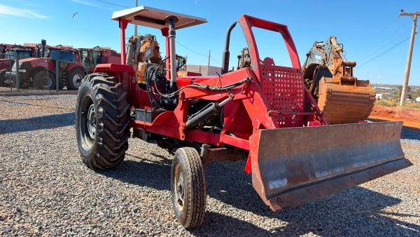 Trator Massey Ferguson MF 95 X ano 1985