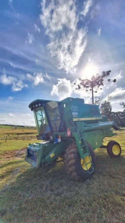 Colheitadeira John Deere 1175 Hydro ano 2013