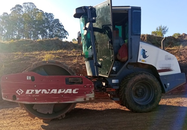 Rolo Compactador Dynapac CA15 ano 2023 - CA15 - Pavimentação e Infraestrutura