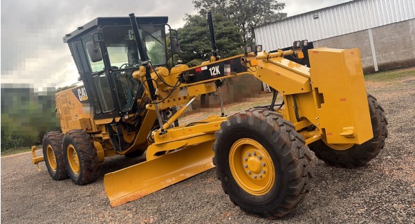 Motoniveladora Caterpillar 12K ano 2018
