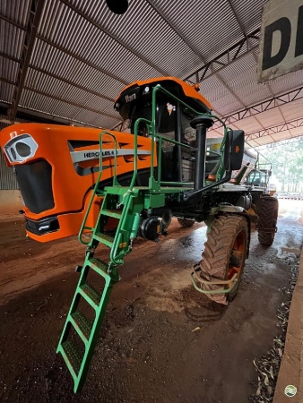 Distribuidor Autopropelido Stara Hércules 6.0 ano 2021