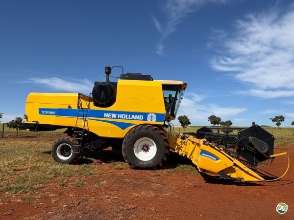Colheitadeira New Holland TC 5090   ano 2017
