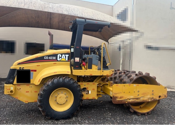 Rolo Compactador Caterpillar CS423E PD ano 2014