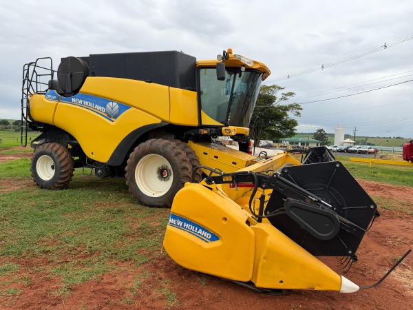 Colheitadeira New Holland CR 5.85 ano 2019