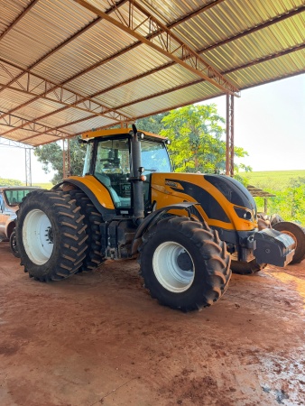Trator Valtra T CVT 230 ano 2022