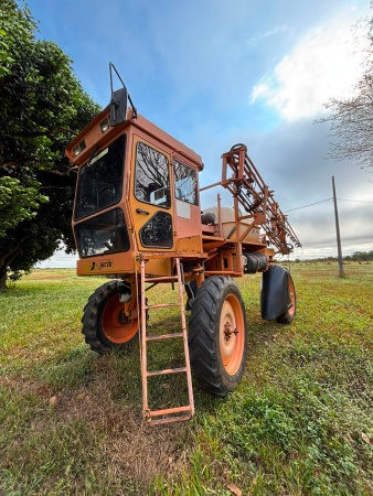 Pulverizador Autopropelido Jacto UNIPORT 2000 ano 2003