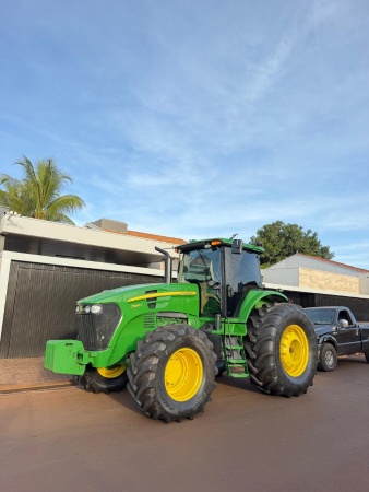 Trator John Deere 7230J ano 2022