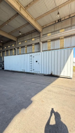Gerador de Energia STEMAC 2000 kVA ano 2001
