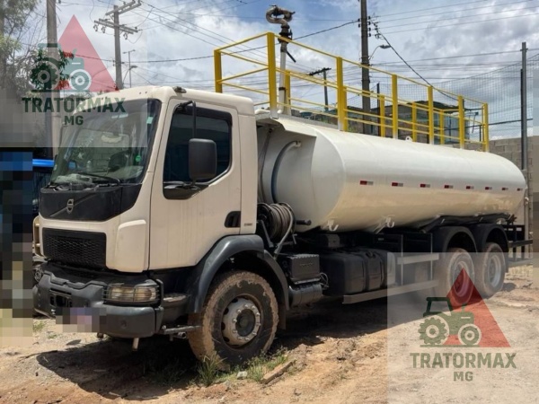 Caminhão Volvo VM330 ano 2021 - VM330 - Caminhões e Carretas