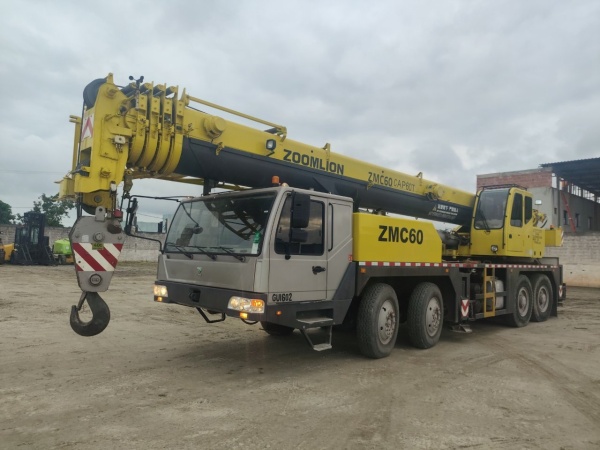 Mini Escavadeira ZOOMLION ZE60E ano 2022