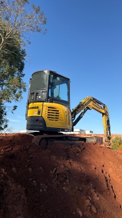 Mini Escavadeira Yanmar VIO 35 ano 2022